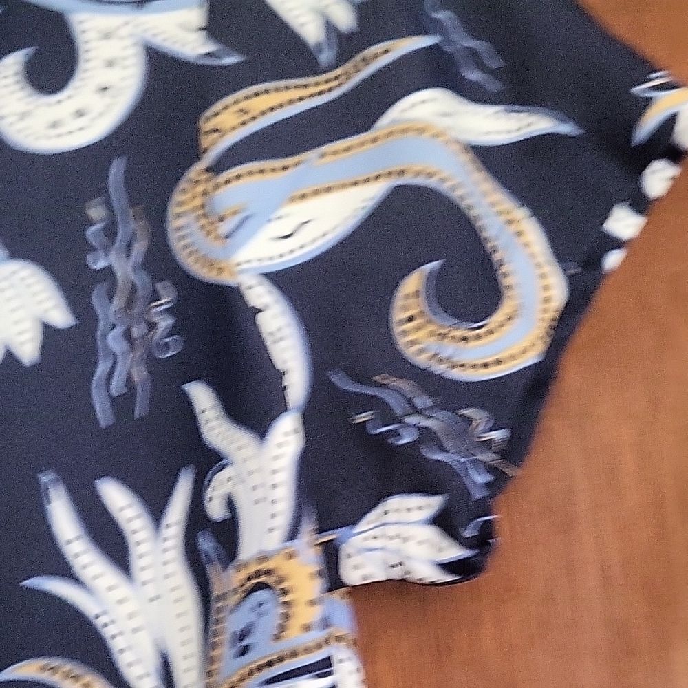 Floral Dragon Dress - Picture 4 of 6